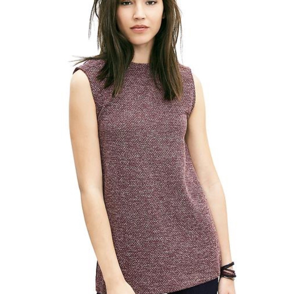 2/$30 Banana Republic Burgundy Textured Sleeveless Tunic Top